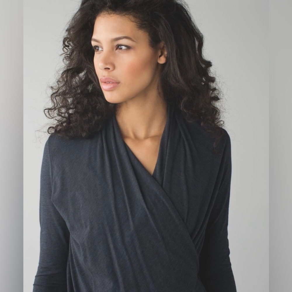 Lululemon Radiant Long Sleeve | Heathered Black | Size 6 | EUC - Picture 2 of 15